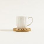 TAZA DE PORCELANA BLANCA CON PLATO DE BAMBOO 150ML