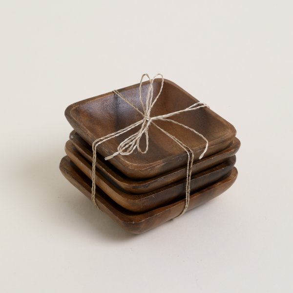 SET DE 4 COPETINEROS CUADRADOS ACACIA MANILA 10X10 CM