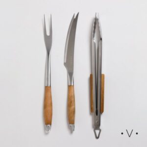 SET DE ASADO Y PINZA DE ACERO INOXIDABLE Y MADERA DE ACACIA *VASSA - Bazar