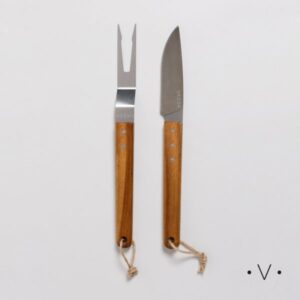 SET DE ASADO DE ACERO INOXIDABLE Y MADERA DE ACACIA *VASSA - Bazar