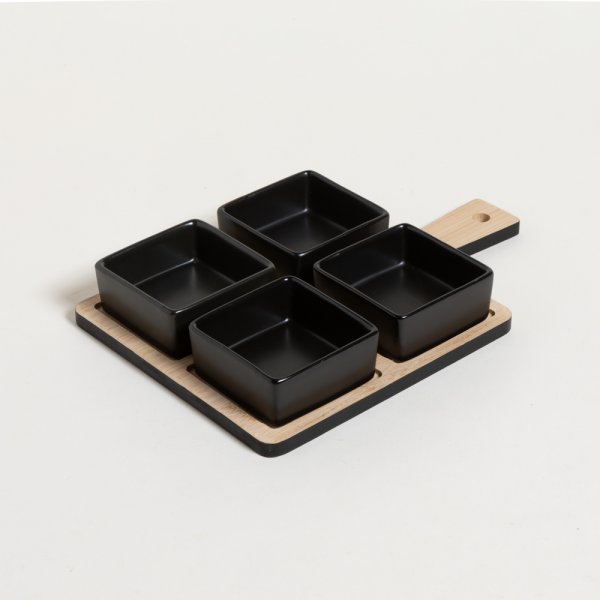 SET X 4 COPETINEROS DE PORCELANA BASE BAMBOO NEGRO 19,5X19,5 CM