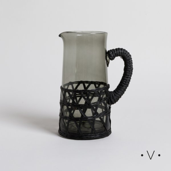 JARRA MAJA BLACK 1600 ML *VASSA
