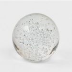 Bola decorativa de vidrio transparente con burbujas internas